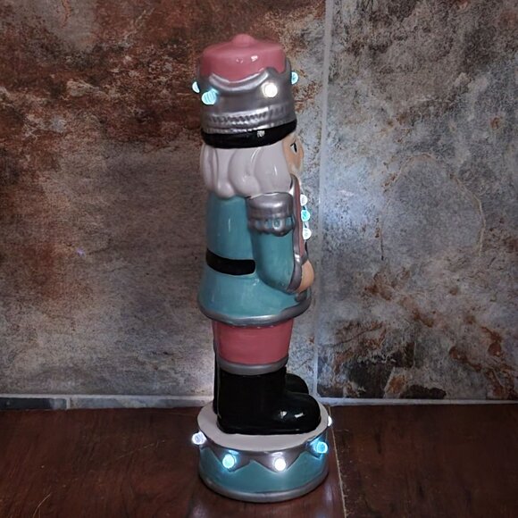 Lights Up Ceramic Nutcracker Christmas Decor Repaired Chip - Picture 13 of 13